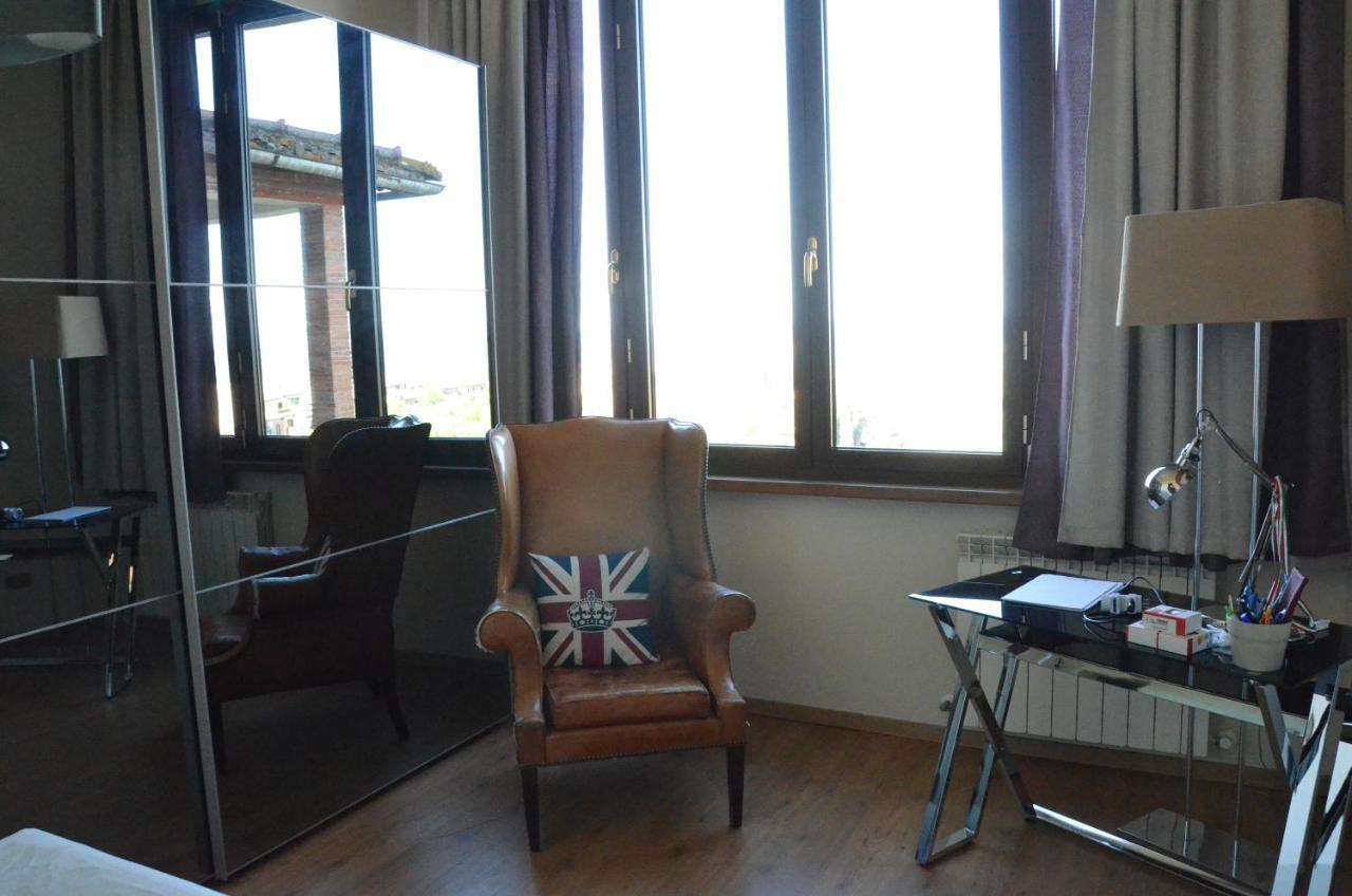 La Terrazza Sull'Alba Daire Montalcino Dış mekan fotoğraf